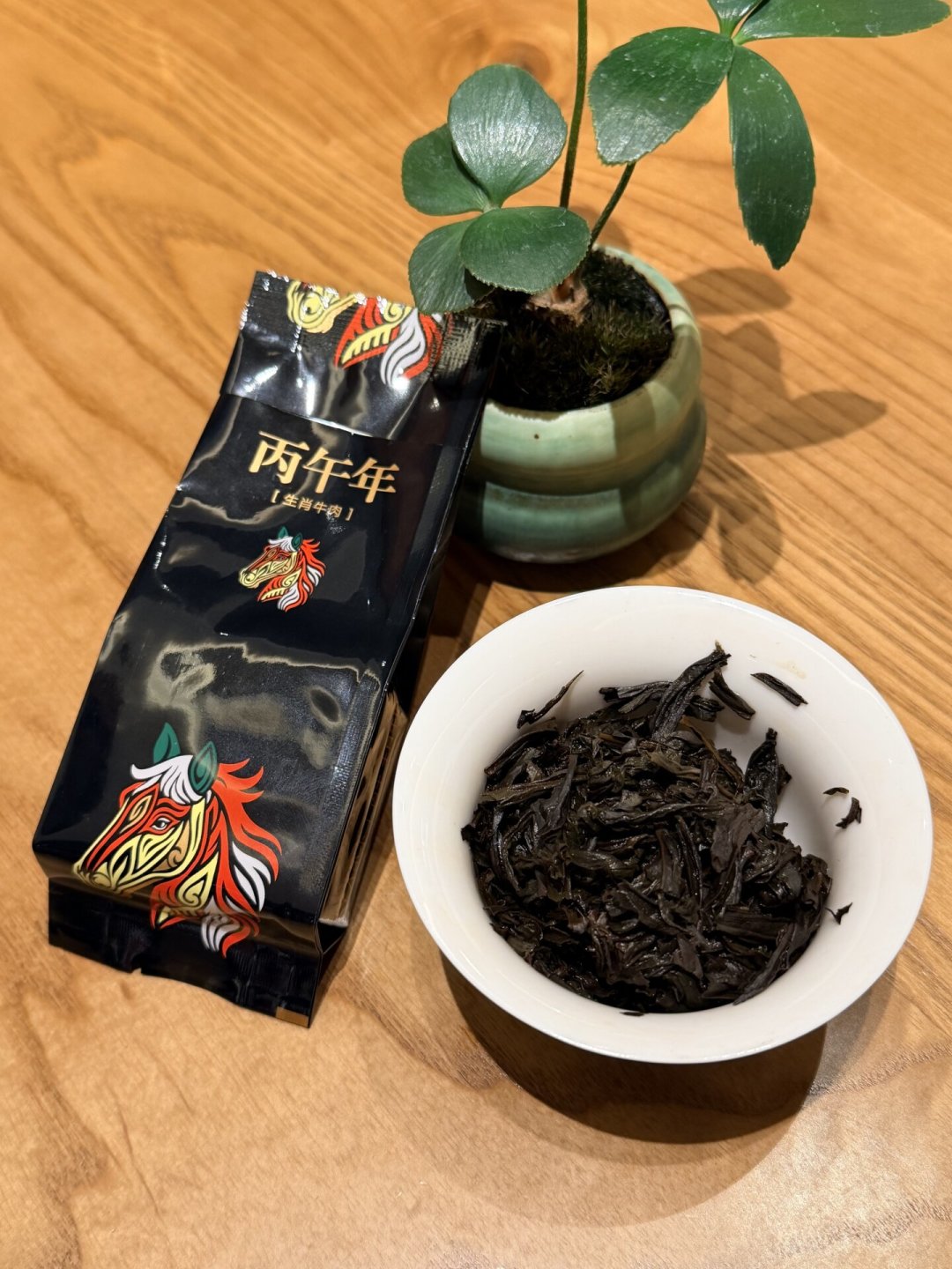 牛肉三万一斤,也有不到3元一泡的试饮装:翻完全网测评,我把孝文家茶的价格阶梯和买法整理出来了