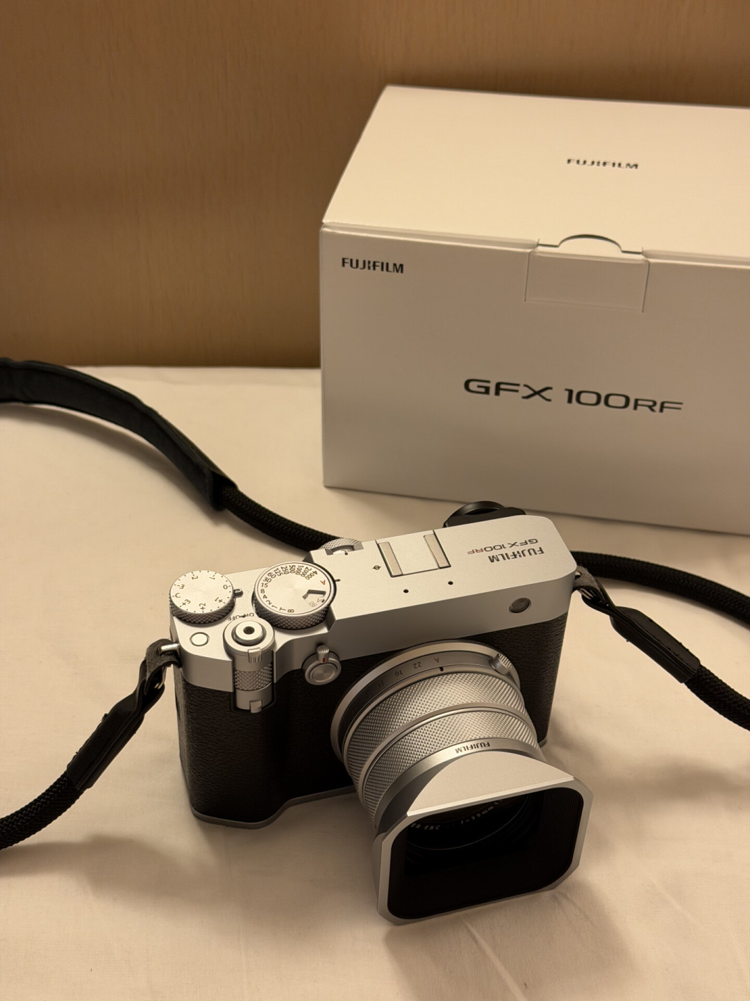 从3万5跌到2万5,被骂退的富士GFX100RF,口碑怎么又回来了
