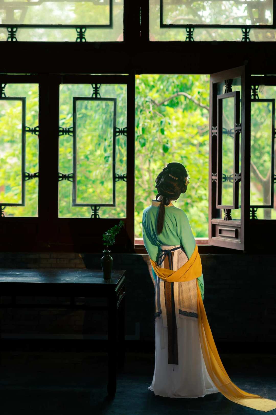 300元的套餐,600元的账单:汉服旅拍的隐形消费,是怎么一步步加上的