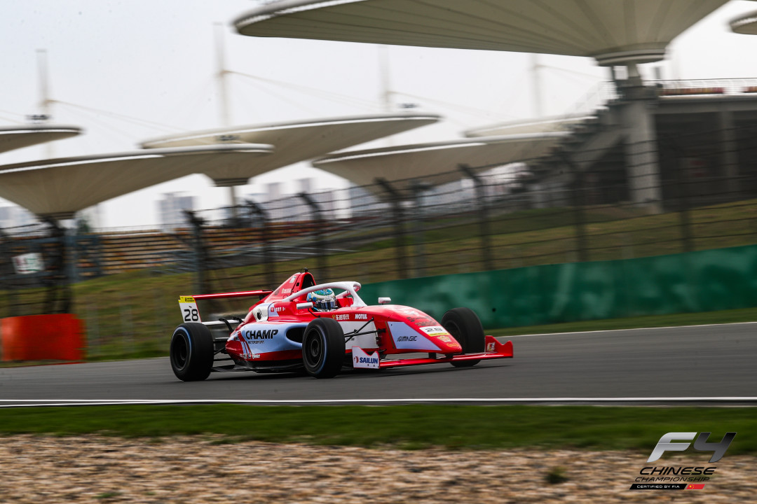 F4成都站观赛决策指南:包厢是不是智商税、亲子营值不值,买票前把这篇看完