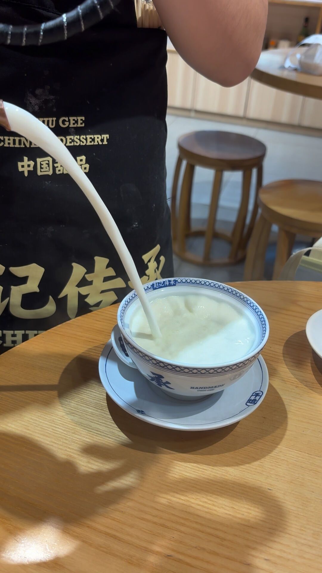 同一个沙湾古镇,一半人说