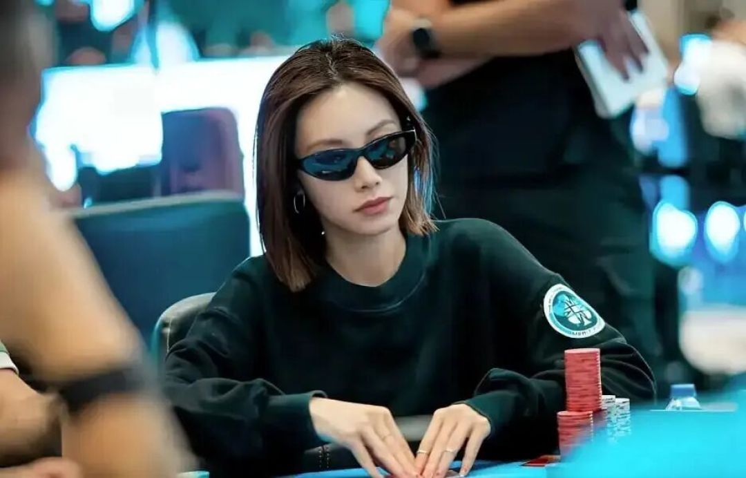 22岁业余选手拿下WSOP主赛1000万美元,到手却只剩600万:主赛全复盘+3件现在还能追的事