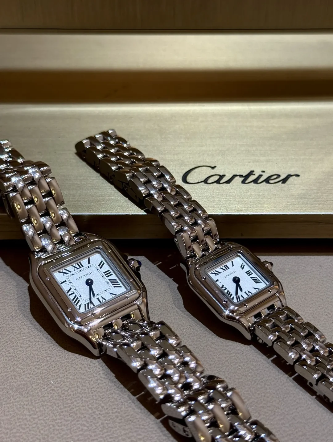 手腕细别硬选mini:翻了全网20多篇卡地亚猎豹真实试戴帖,整理出这份尺寸选择表