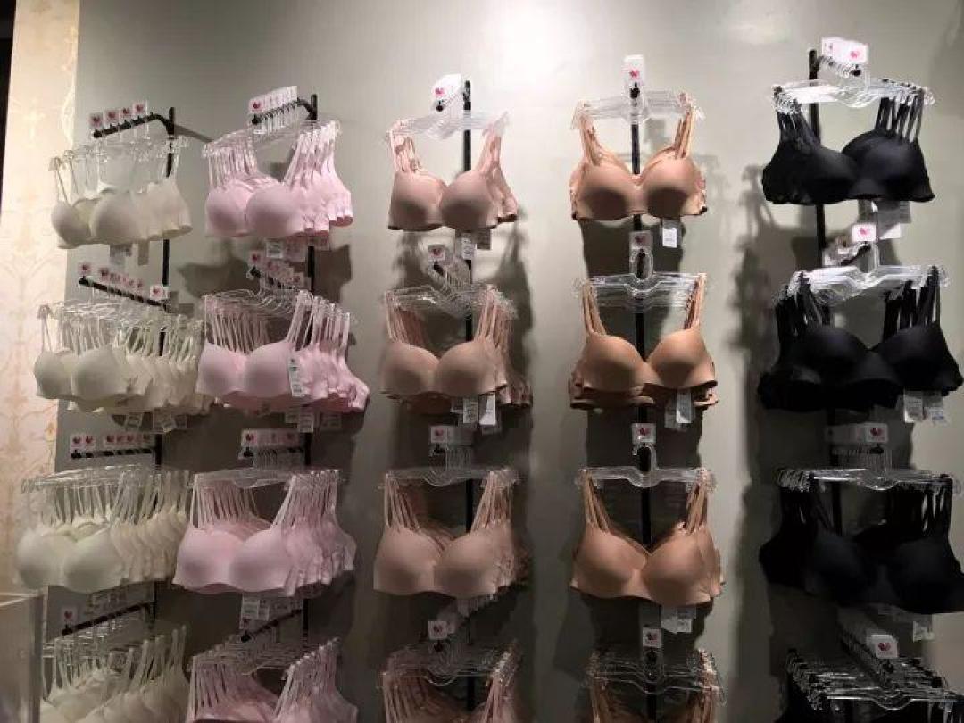 华歌尔3年再关中国60家店：七夕促销最后一天，回购党现在该怎么买