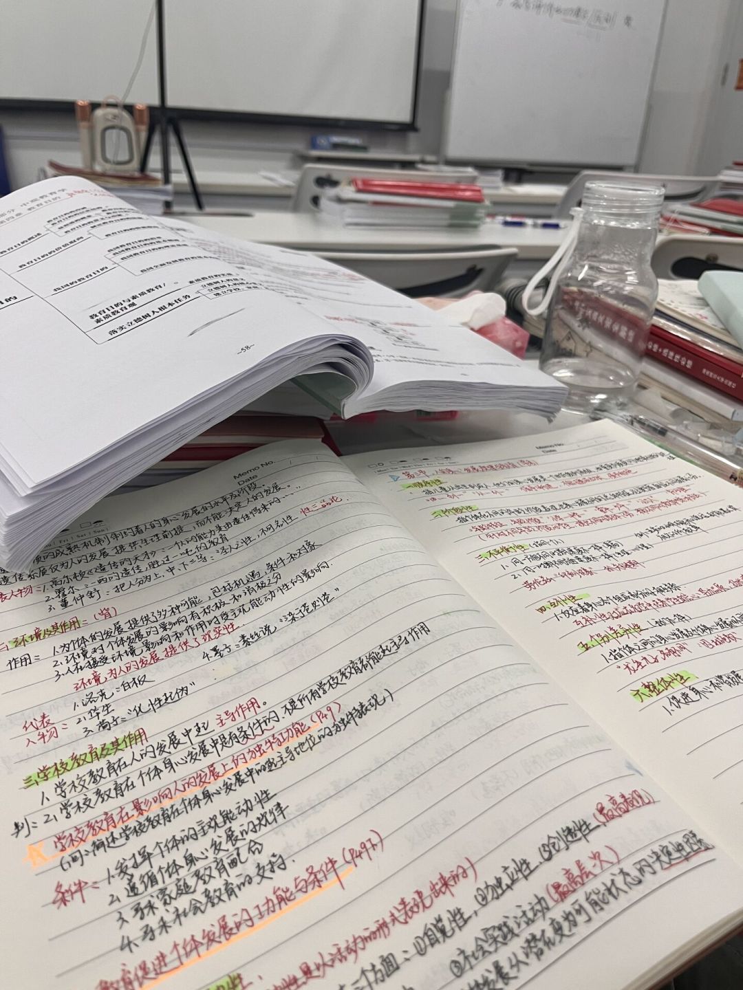 成绩作废、重考在即，五千多面试班费用却退不了：考公报班交钱前，先把这5个问题问清楚