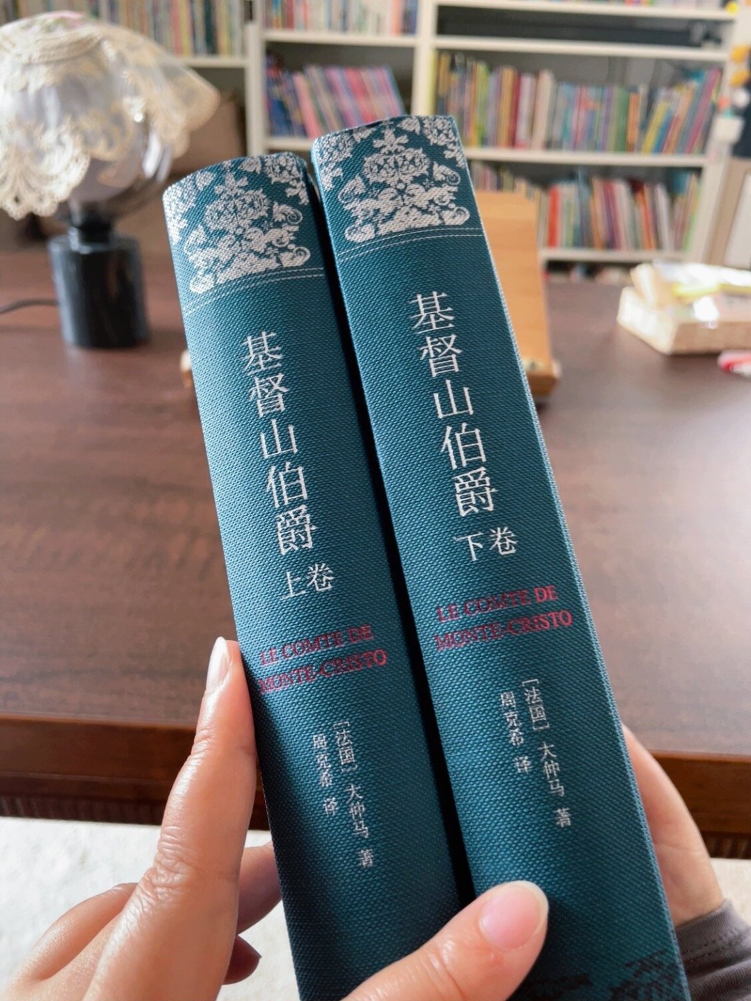 电影刷屏、音乐剧百场、游戏书单带货：《基督山伯爵》翻红，近30个中文版买哪套？