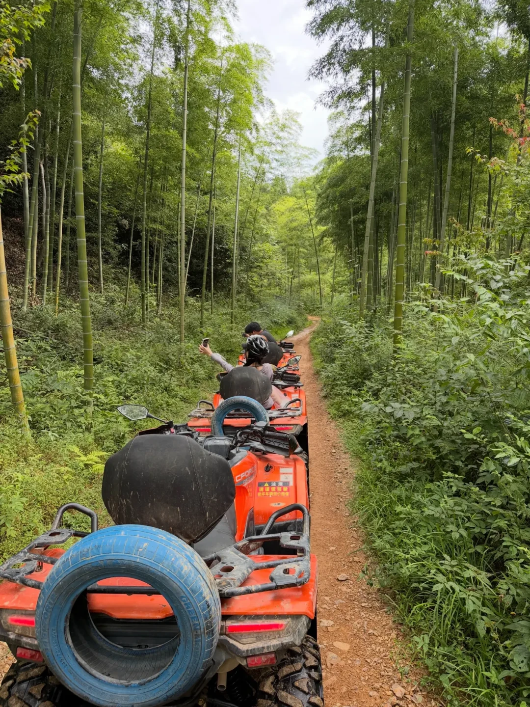 350块能穿越15公里,488块只开了半小时:ATV越野爆火的夏天,先把避坑账算清楚