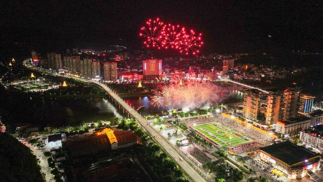 村超全国赛8.22夺冠夜:值得冲榕江看吗?预约、剩余赛程、交通住宿花费都理好了