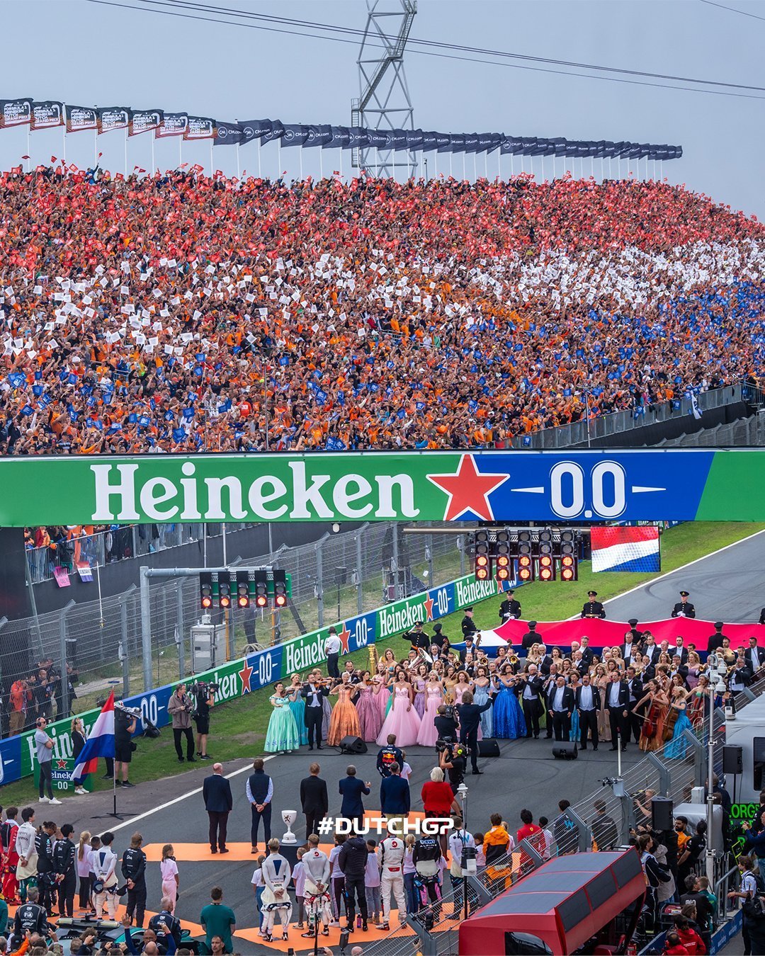 2026 F1荷兰大奖赛本周末谢幕:维斯塔潘最后一场主场比赛,看什么、在哪看,一次说清