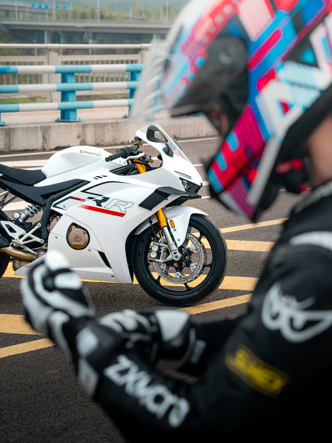 张雪820RR:半年两次召回、提车明显松动,现在该出手吗