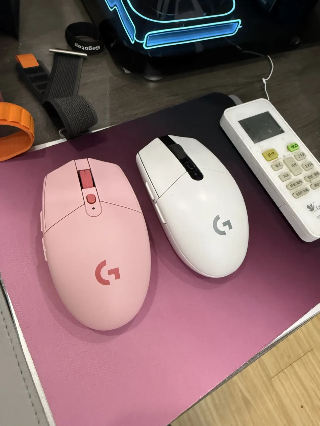 G304X从349元跌到140元档,满血版却“环大陆发售”:翻完30多条测评,这钱四种人怎么花说清楚了