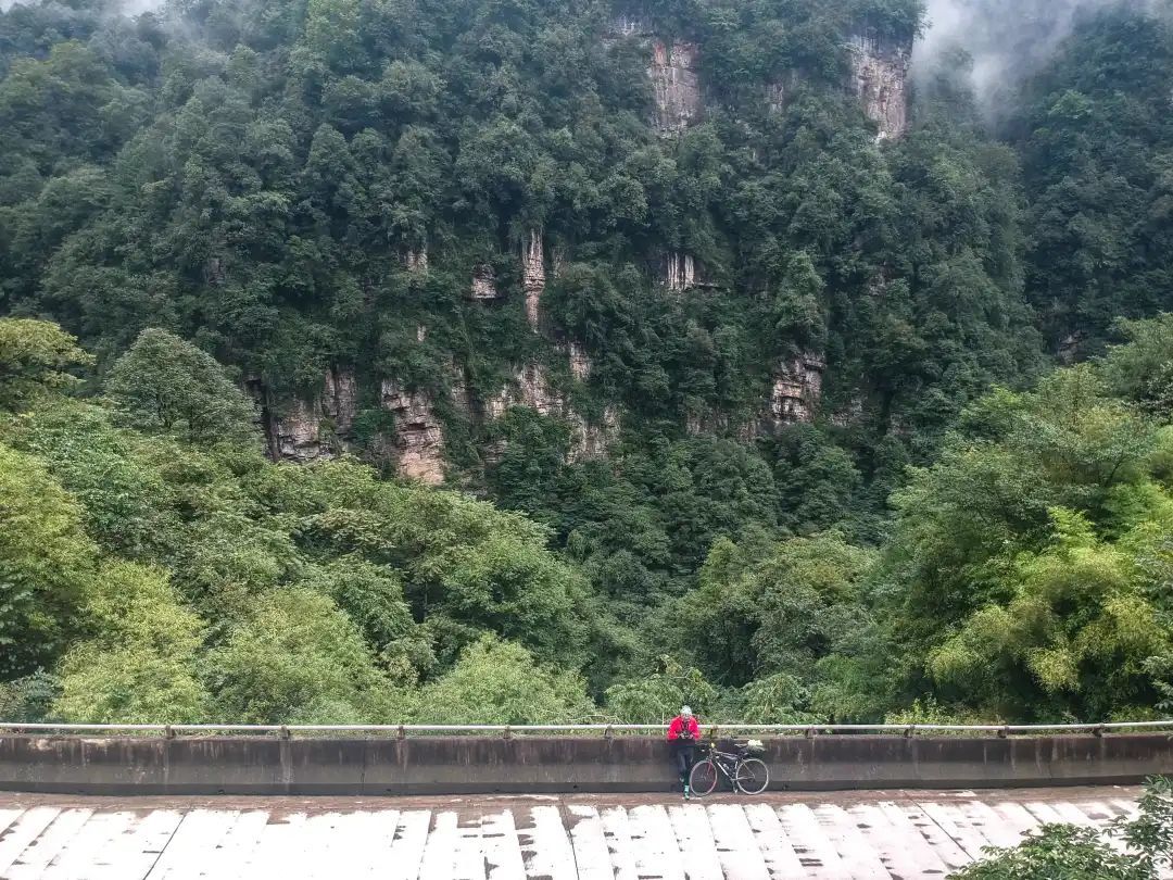 孩子高考完想骑行318,预算15000元:把十几篇进藏日记翻完,我把这笔钱拆成三本账