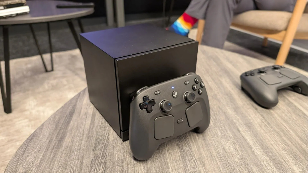 发布时嘲笑全网“抢钱”，显卡内存涨价后，1049美元的Steam Machine反而限购抢空：主机党入手前先算三笔账