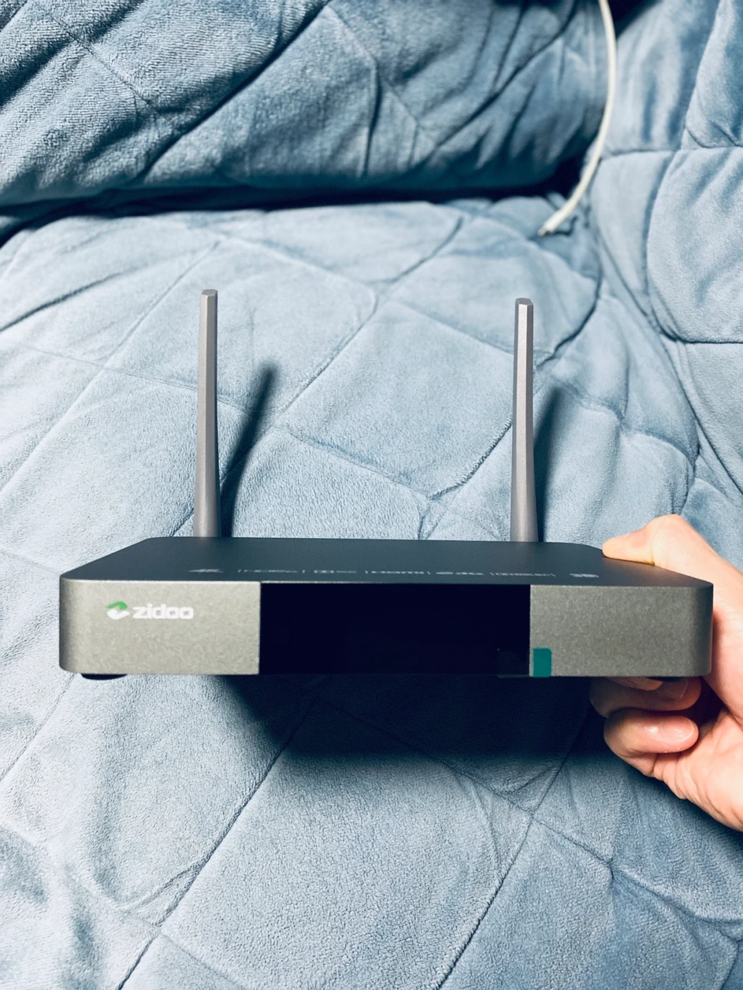100块的盒子、Apple TV、芝杜都“点亮”了双层杜比视界:扒完最新实测和评论区,发现三者只有一种是打折的