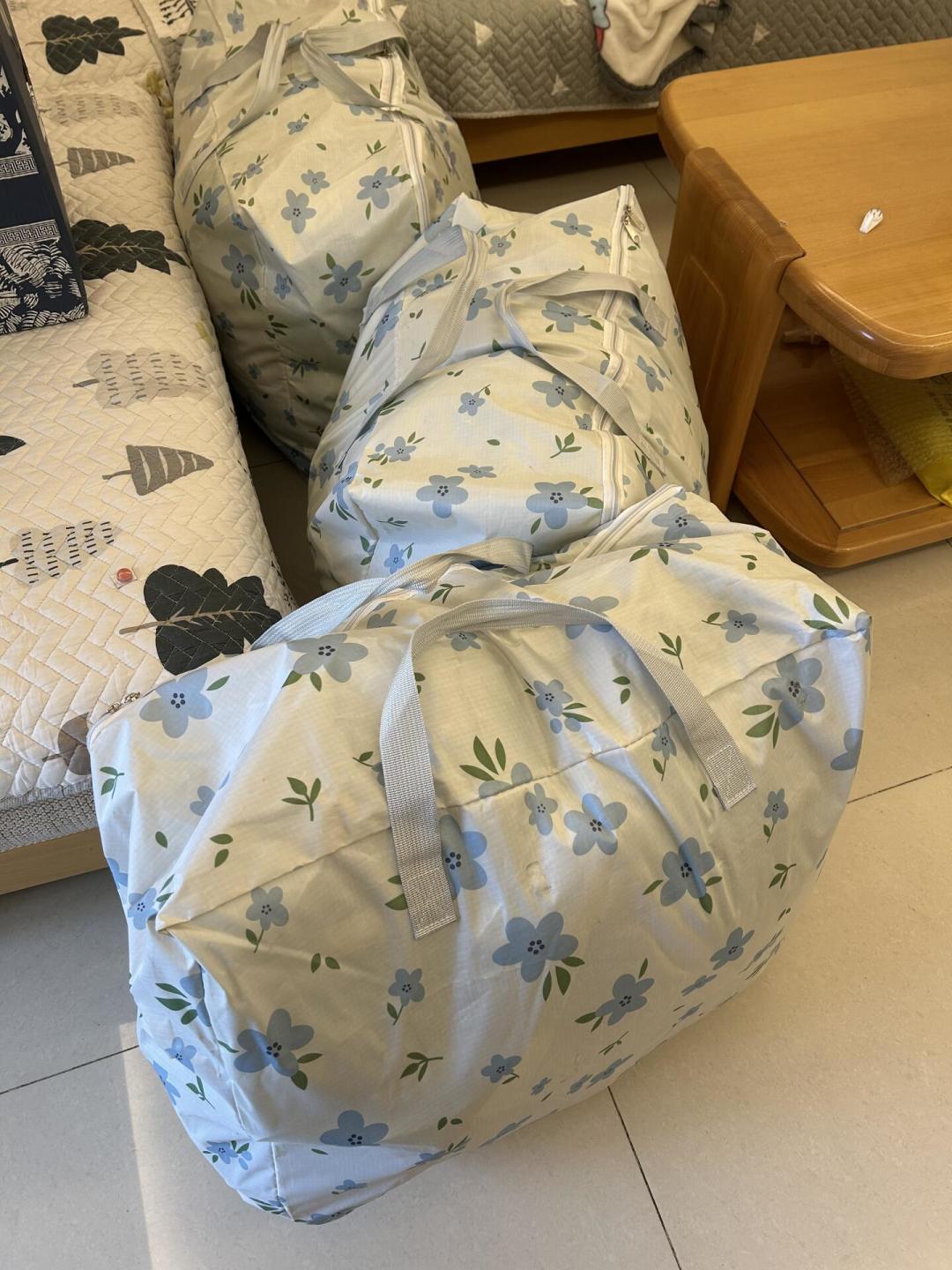 有人花400,有人只花25:对完寄件实测报价、几万赞的打包帖和翻车帖,开学行李的“三堆分法”定下来了