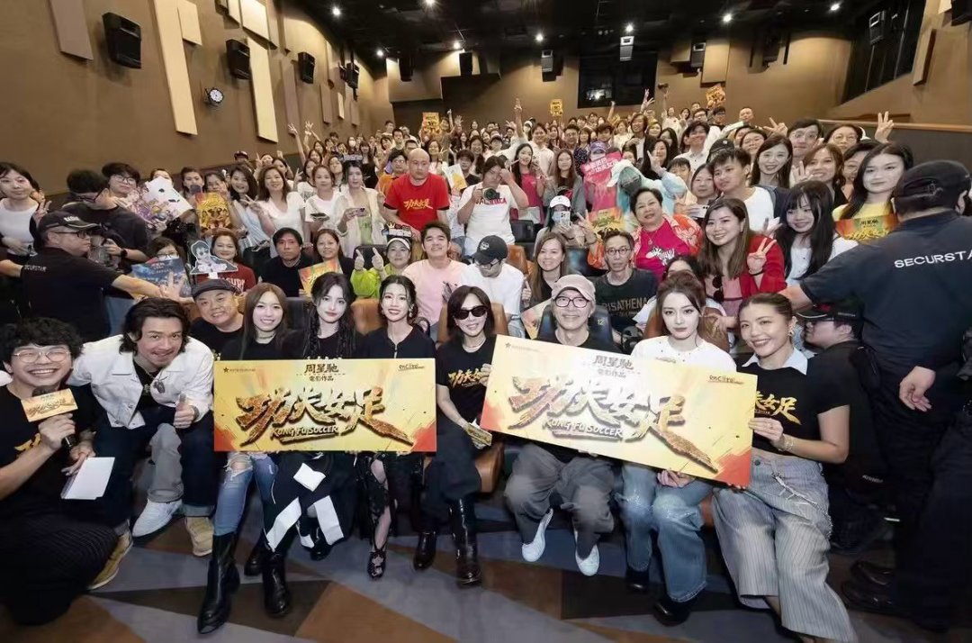 周星驰说“不会演戏”了:这周两场罕见专访里的6个信息点和2个噪音