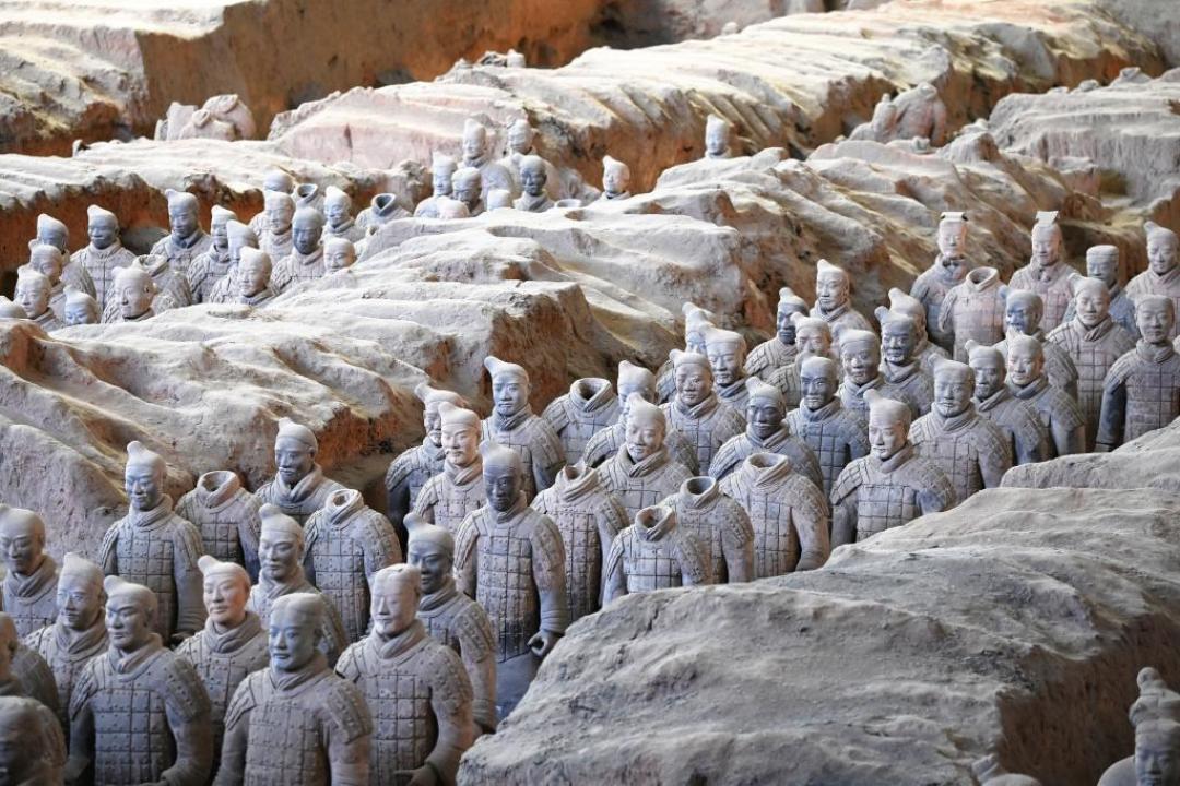 十年前的BBC老片重炒“兵马俑是古希腊人教的”:我把时间线和中方专家原话核了一遍,假说成色、剪辑问题和该看哪部国产片一次说清