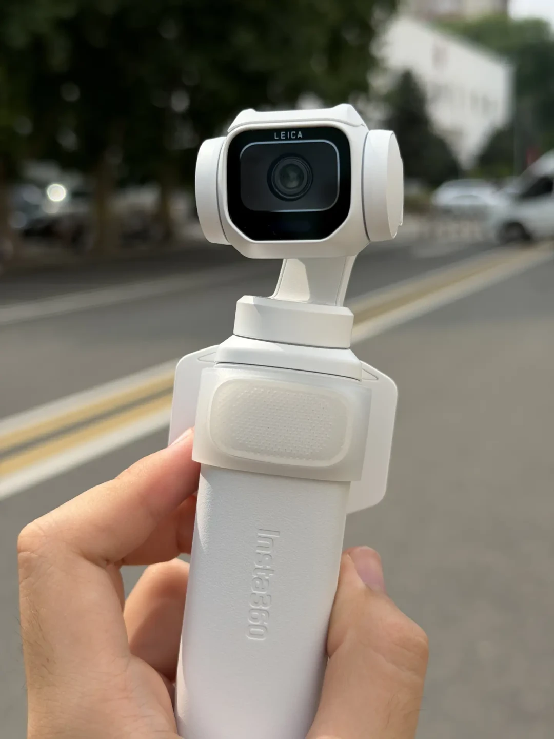 大疆Pocket 4竖拍只有3K,影石明天晚上掏这个痛点:Luna Pro发布前,先看清三件事