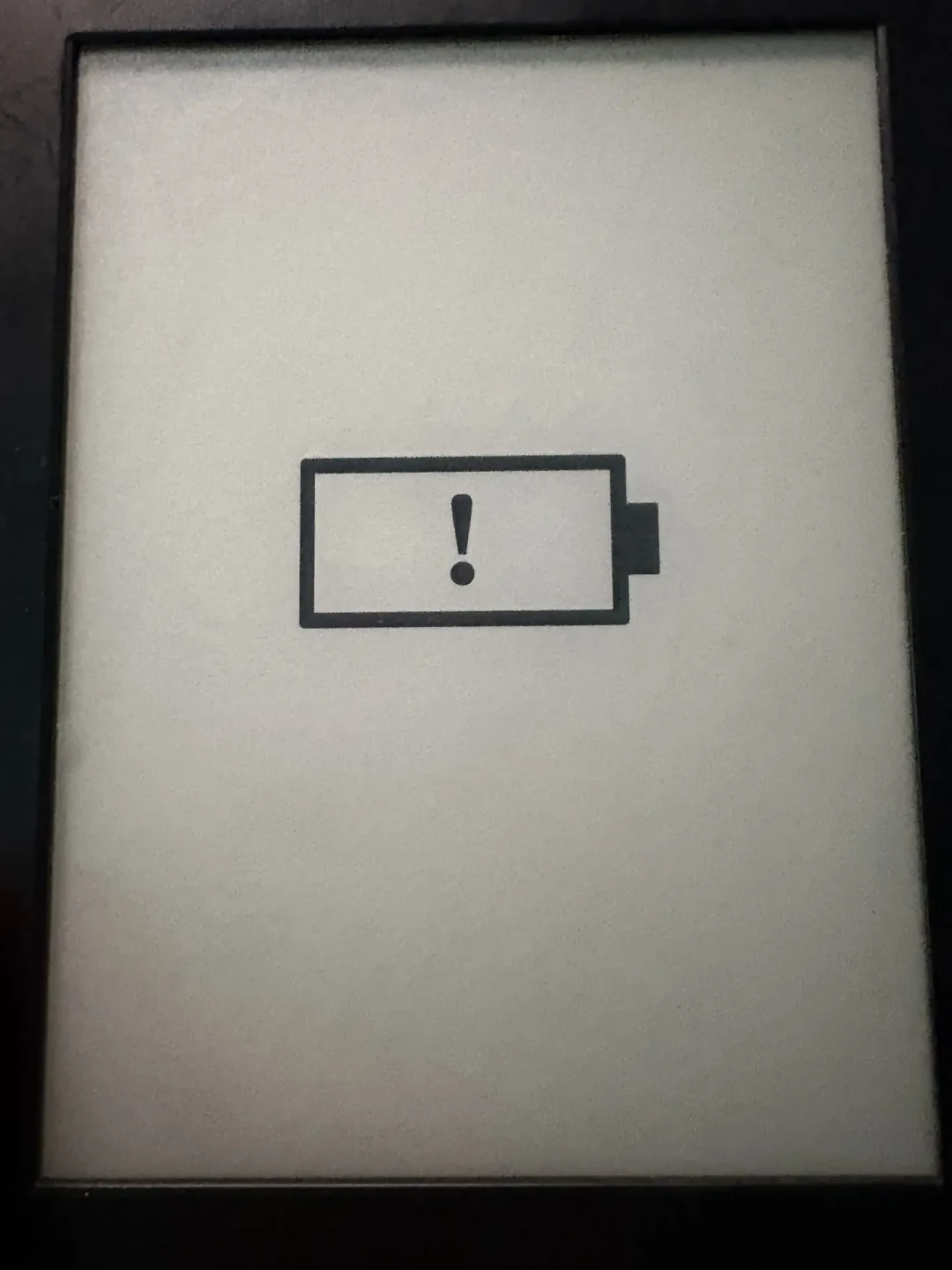 Kindle开不了机先别扔：多数只是“饿死了”，翻完全网实测，救机要按这个顺序来