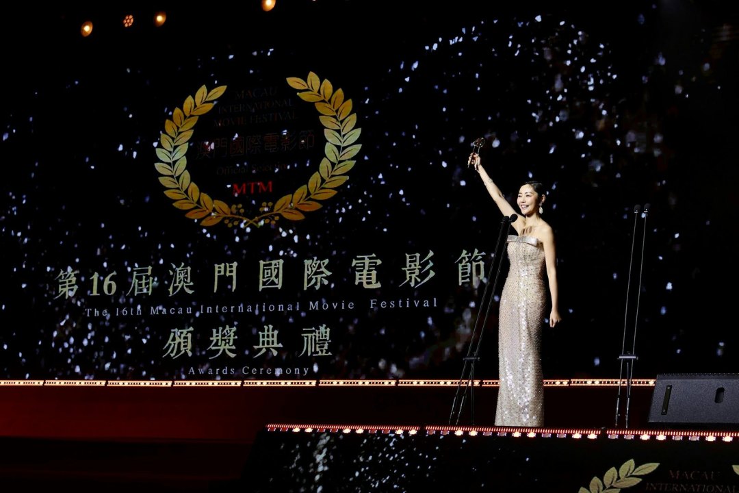 《破·地狱》上映两年:卫诗雅51票封百花影后,廖子妤先黄子华拿金像奖,这个班底的红利还在兑现