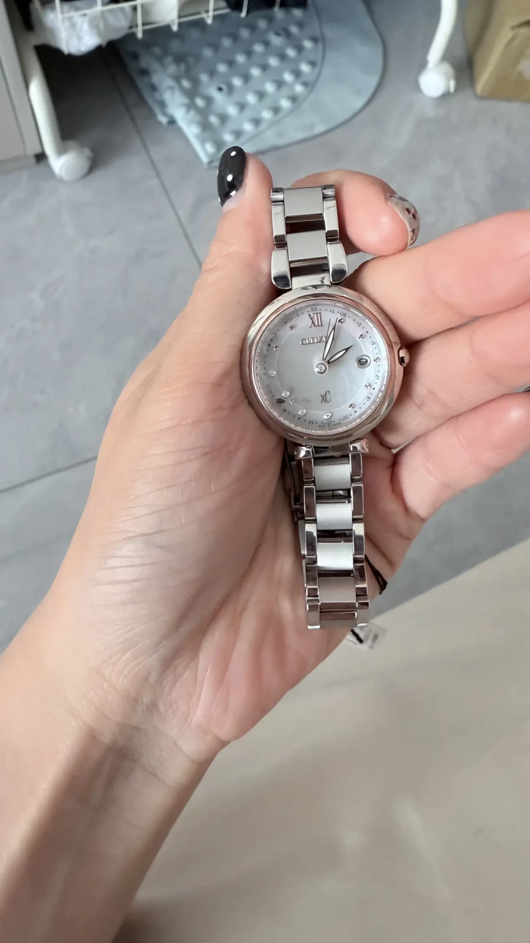 七夕收到西铁城,她的第一反应是“不知名品牌”:这个误会持续了五年,牌子什么来头、表什么段位、怎么养,一次捋清