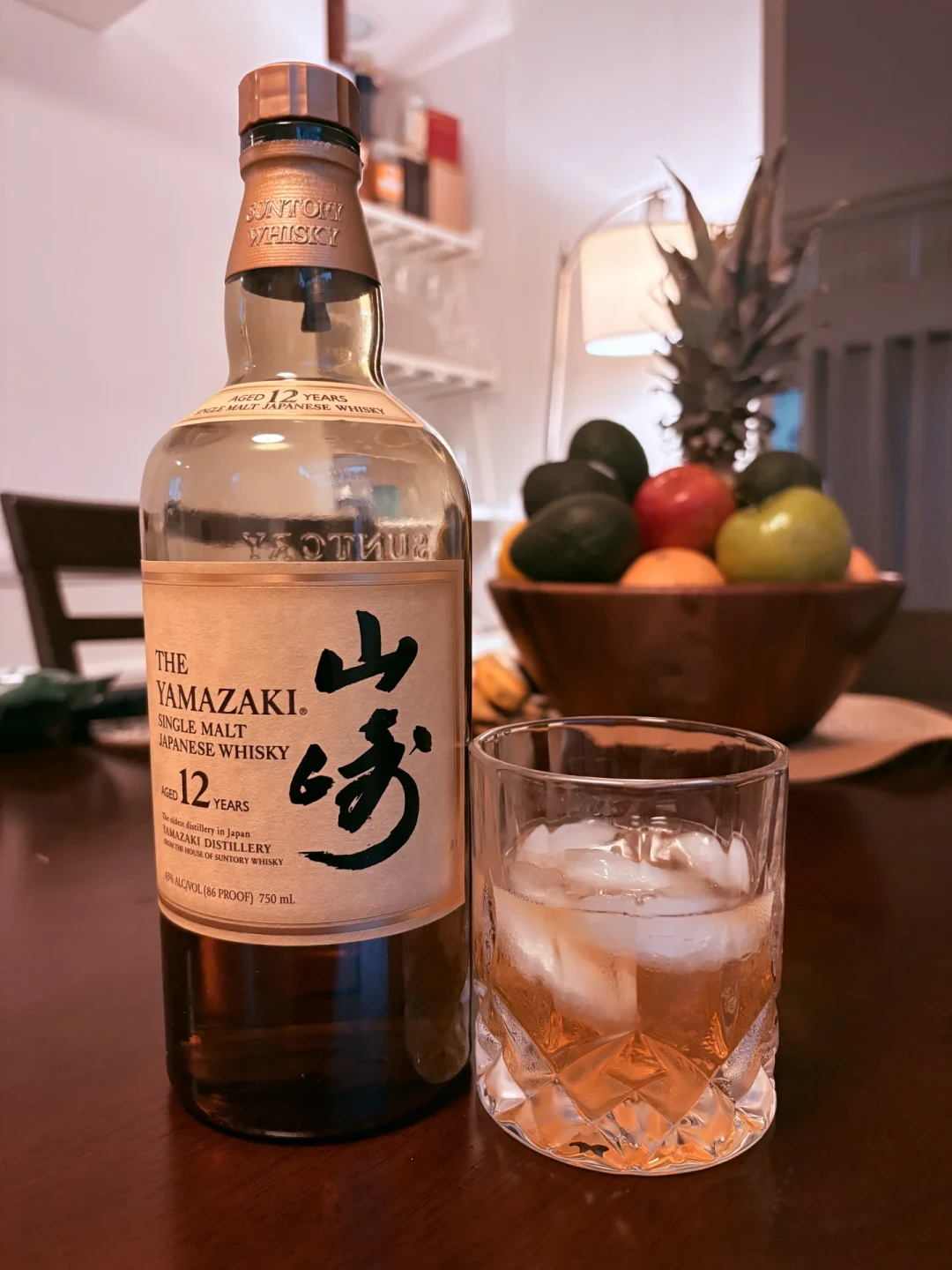 威士忌集体降价,中秋送礼反而更难选了:四档预算,哪瓶给谁,一次说清
