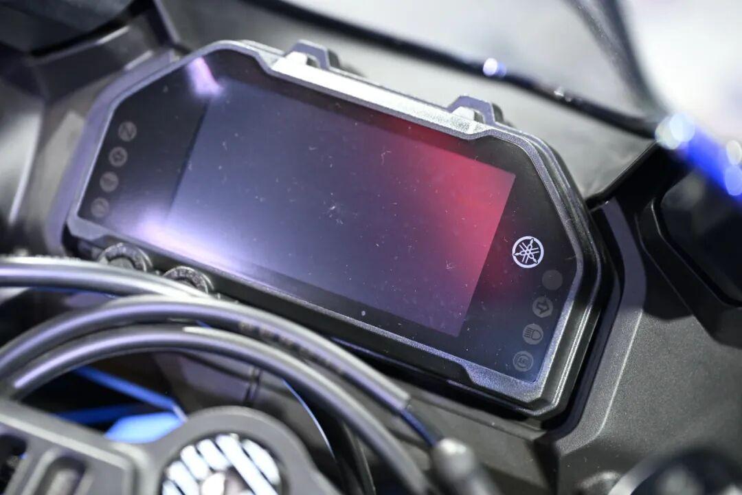 雅马哈官宣YZF-R2于8月27日发布,传闻1.4万起:等这台车之前先想清楚三个问题