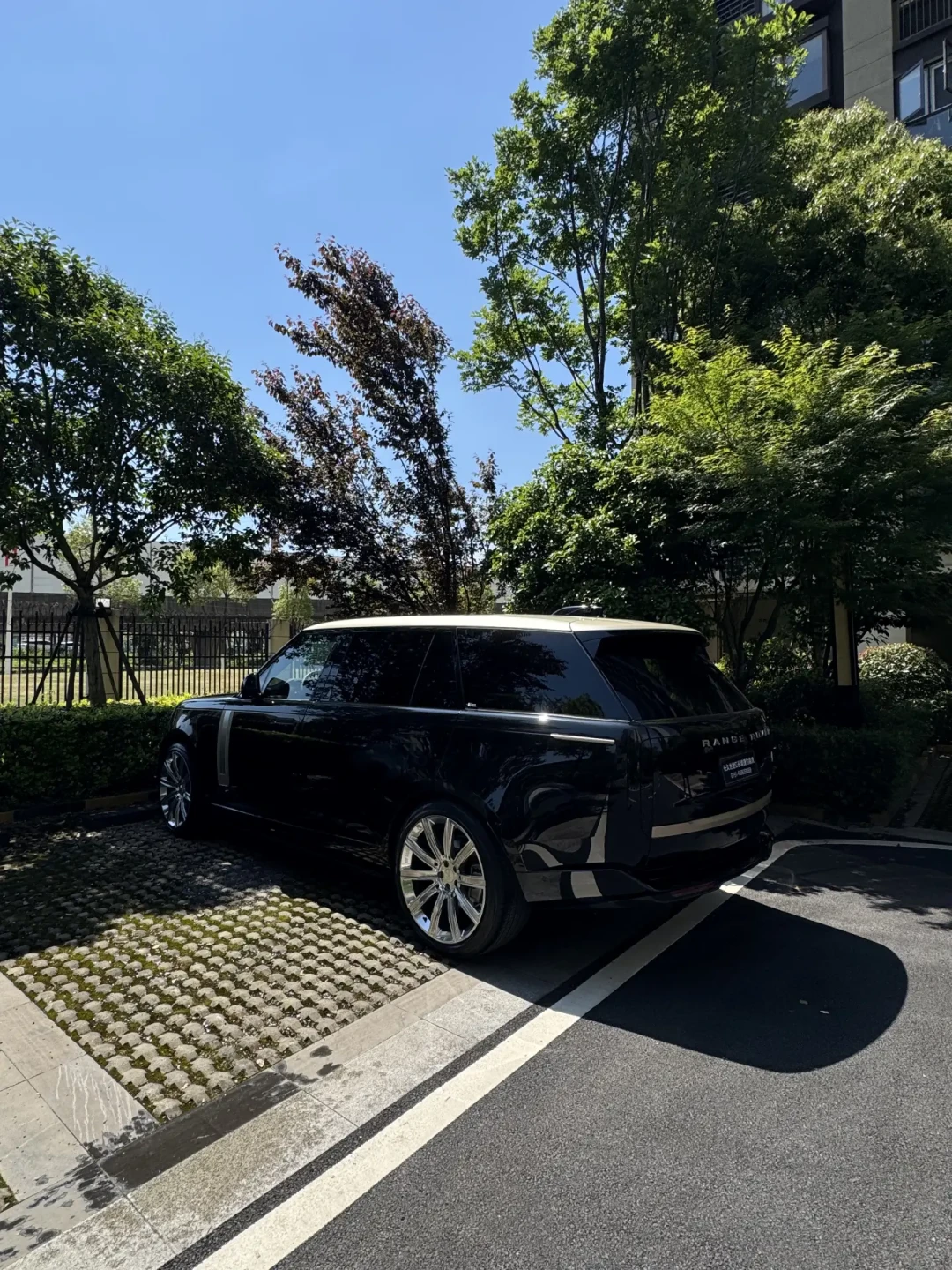 买揽胜只是第一笔钱:翻遍车主帖子,把提车后的花钱清单摆给你看