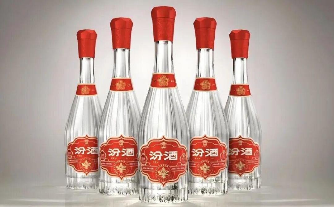 新品刷屏、黄盖被骂,老酒友却在悄悄囤这瓶遇冷4年的献礼汾:什么价值得买、怎么买不踩坑,中秋前一次说清