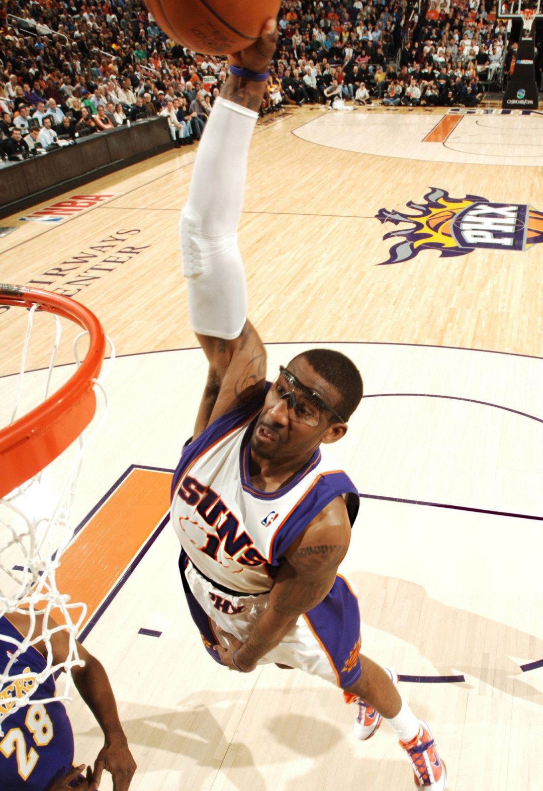 今年名人堂只有一位NBA球员入选，林书豪借机讲了个14年前的故事