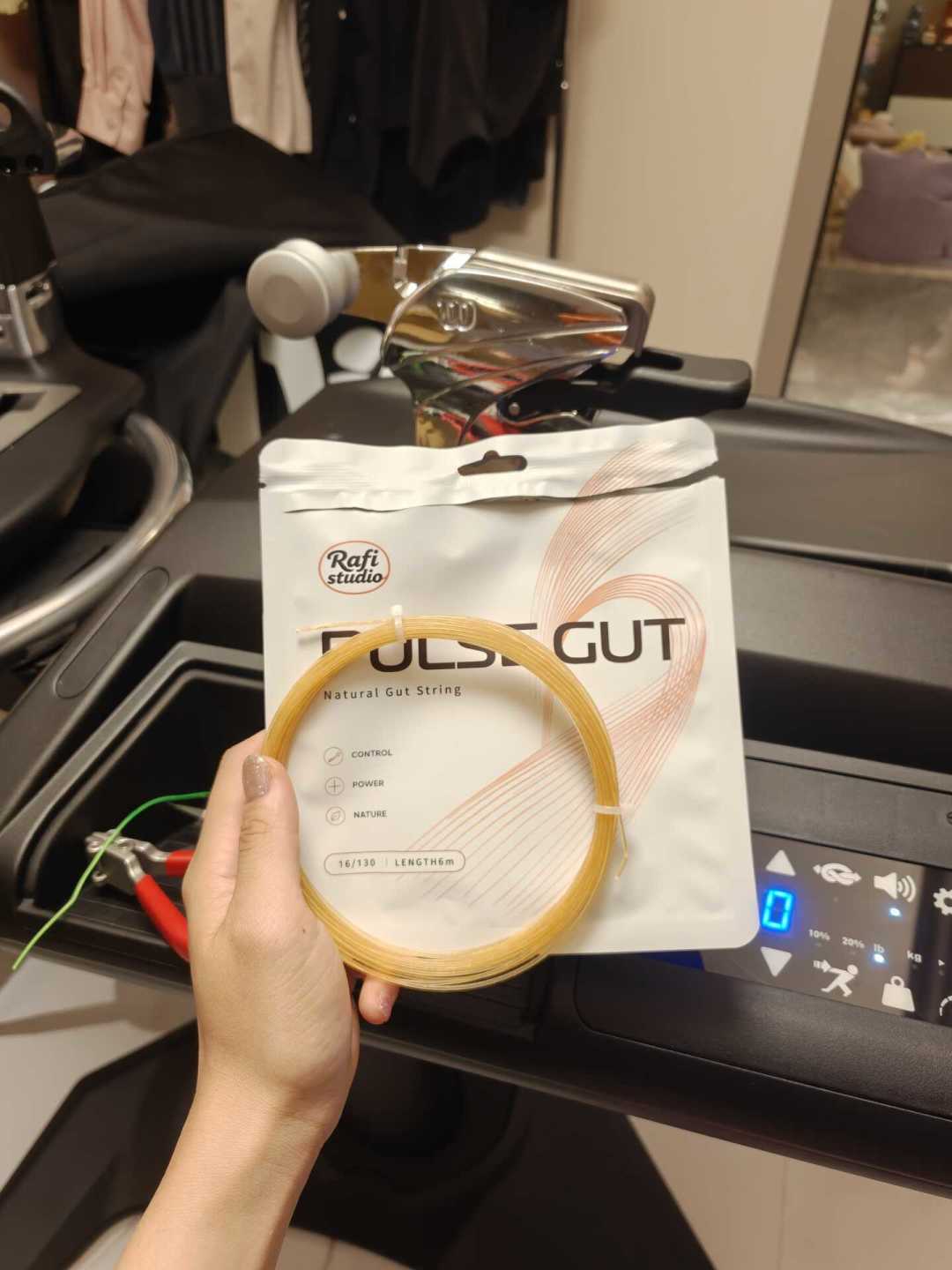 网球圈的磅数鄙视链该拆了:职业球员穿四十多磅,业余球友干嘛还硬扛五十八磅?