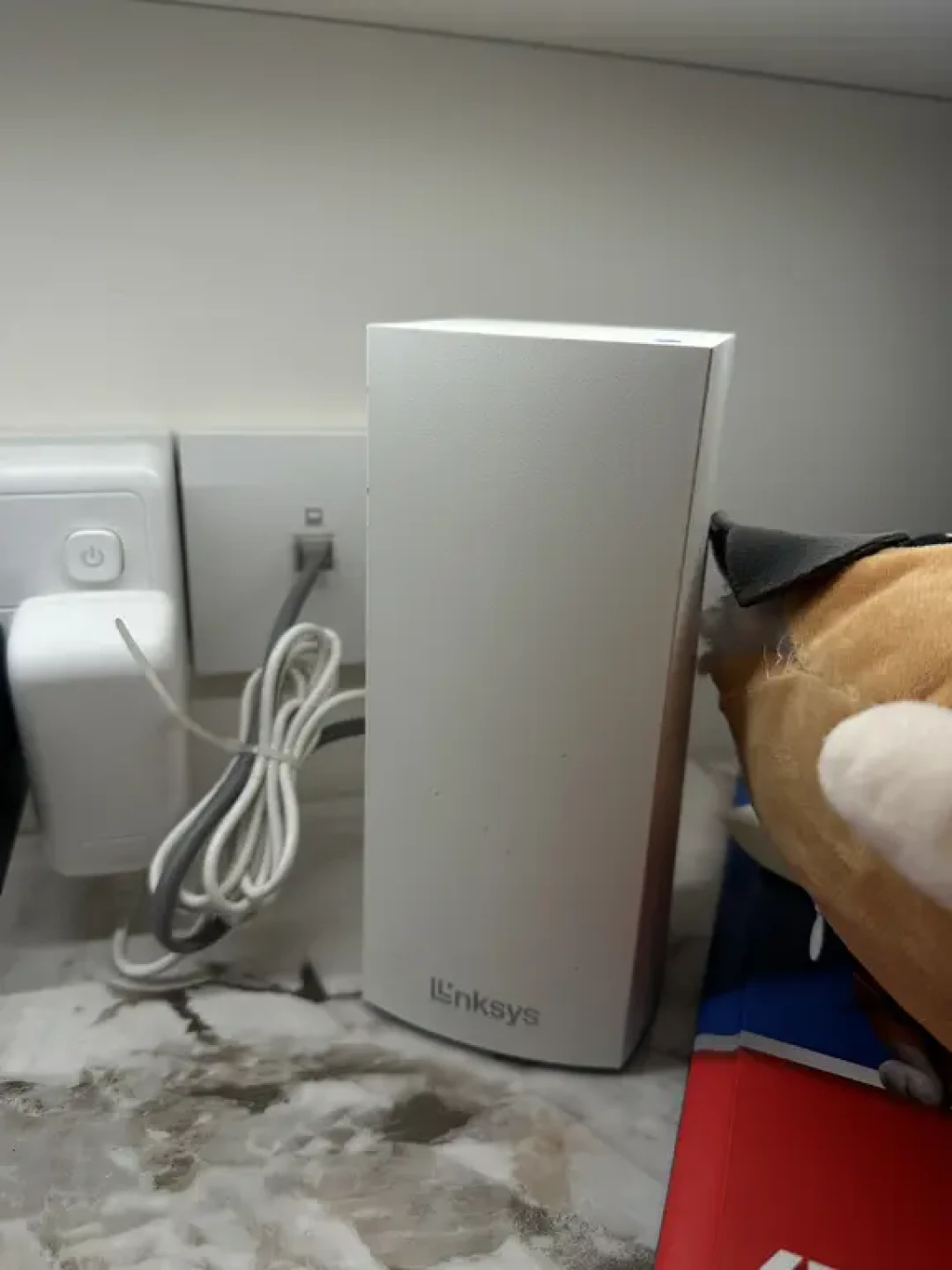 领势退出中国一年多,老Velop被OpenWrt“接管”了:家里吃灰的MX5300,现在值钱了
