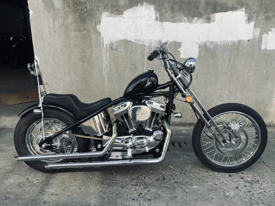 钜云1200开启交付，首批车主集体吐槽：这台39800元的国产硬尾chopper，唯一的王牌是“能合法上路”？
