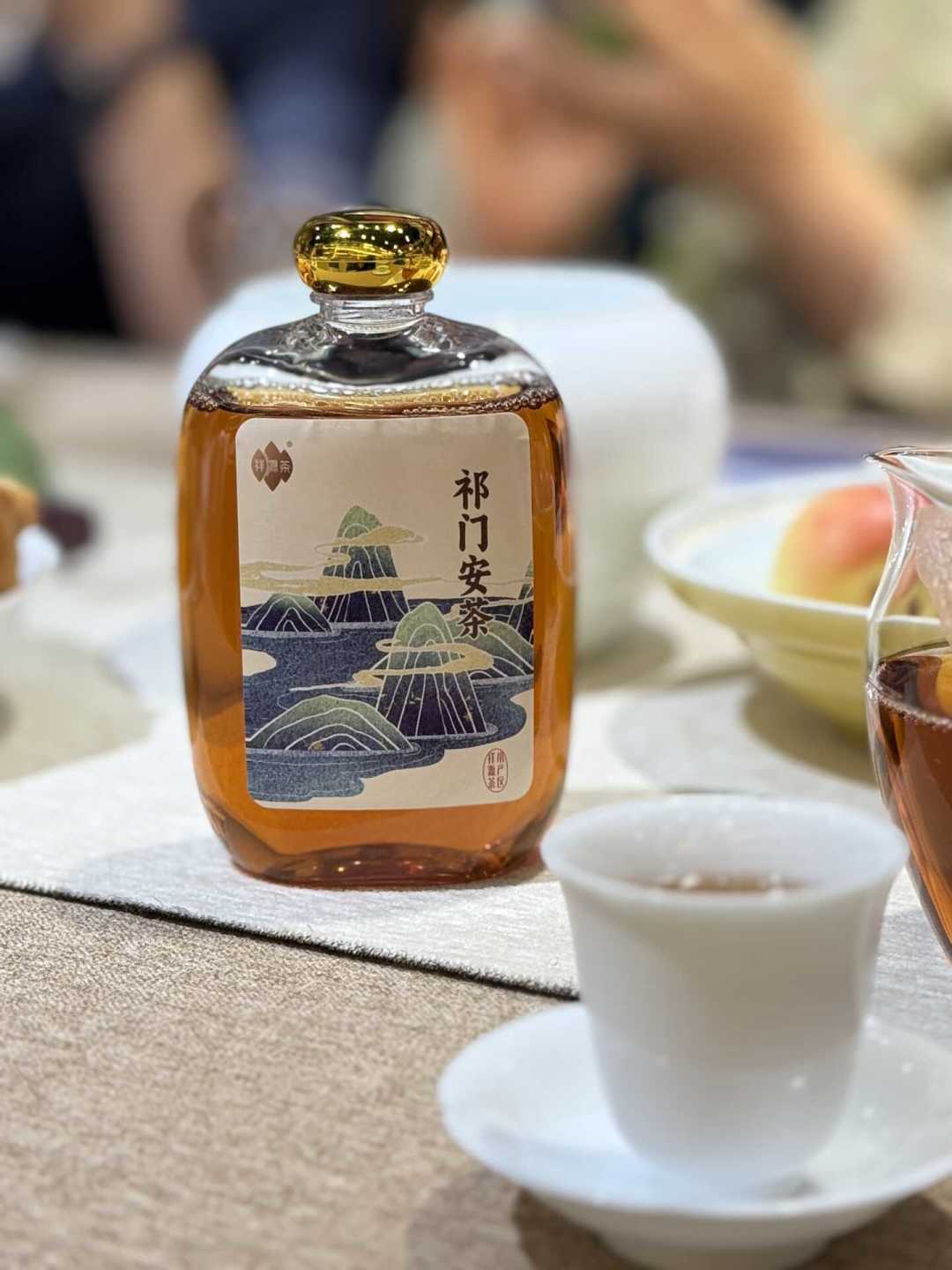 祥源把安茶当成今夏主推:把全网茶友的寄样品饮笔记翻了一遍,七年陈最能打,十五年陈翻在仓储上