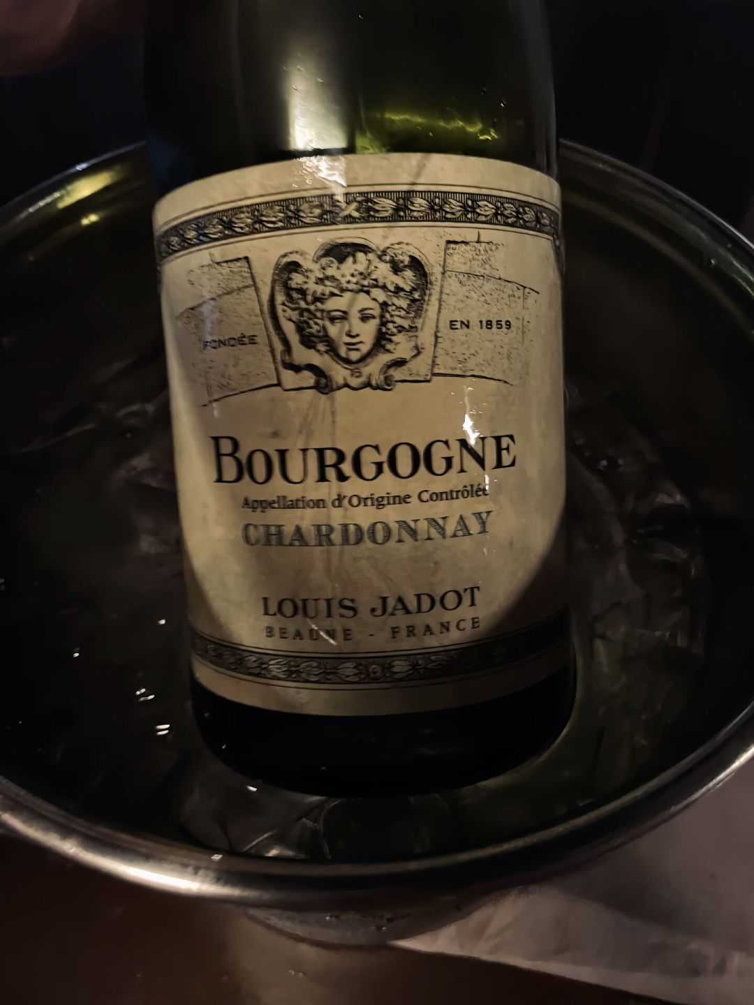 路易亚都被罚10万欧元,但酒不是“假的”:勃艮第“Domaine”酒标规则生变,以后买酒怎么看?