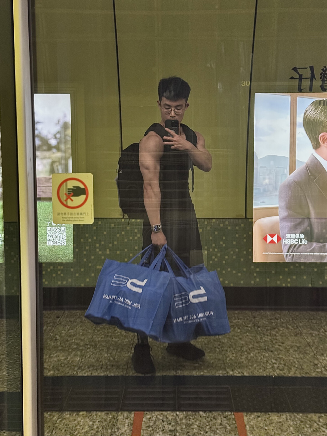 乳清蛋白粉涨价潮:一桶涨50元、有的到手价翻倍,囤货前先想清楚「练后30分钟窗口」是不是真的