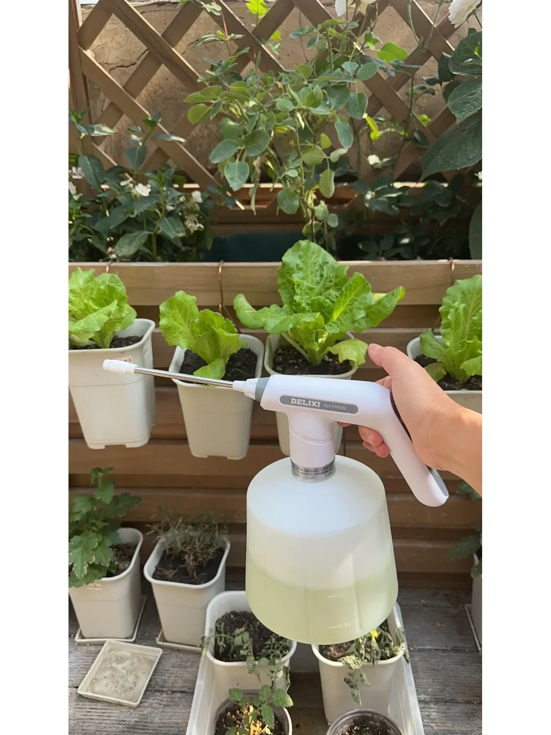 电动喷壶是真香还是智商税?翻遍全网红黑榜:大多数人没栽在品牌,是选错了类型