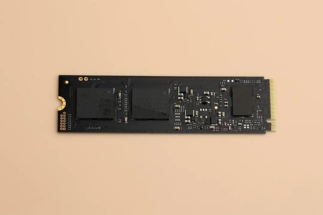 致态Ti600s的2TB卖1899元，3TB机械也涨到一千多：涨价年里，给囤货党算一笔仓库盘账
