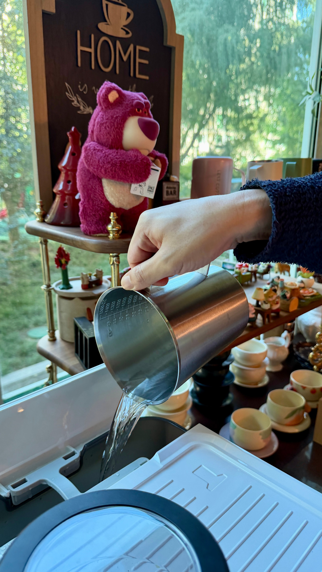 不是坏了,是脏了:我翻完三个平台的清洁除垢帖和翻车案例,给半自动咖啡机整理出这本养护账