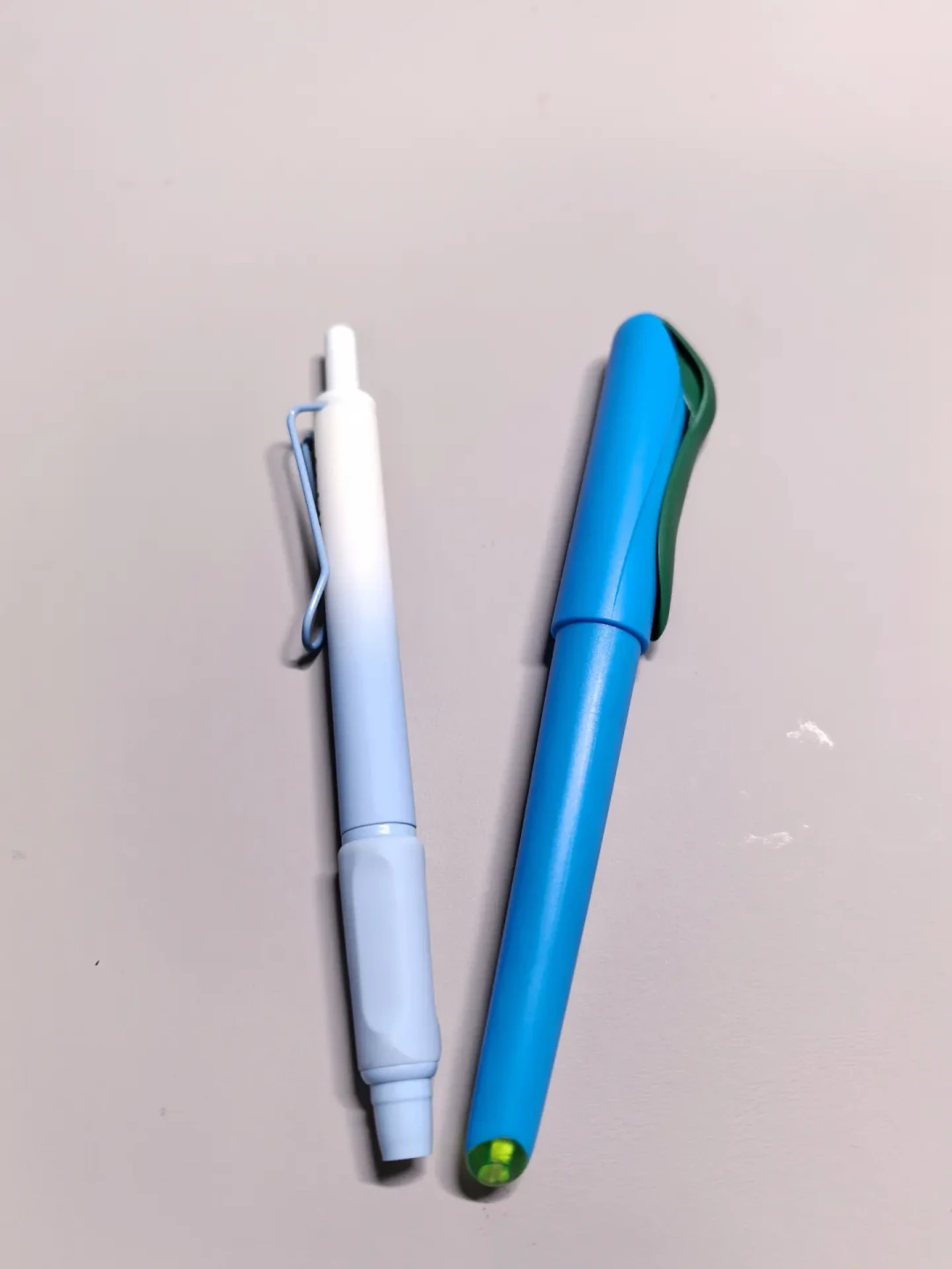 别急着给娃买开学钢笔：家长抢着买的正姿笔，恰是钢笔圈老玩家劝退的
