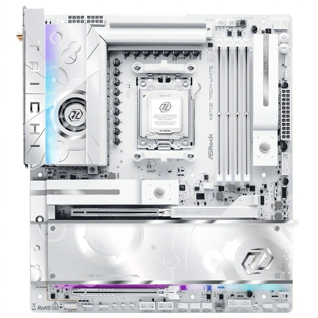 4299元卖全白E-ATX旗舰，一边说
