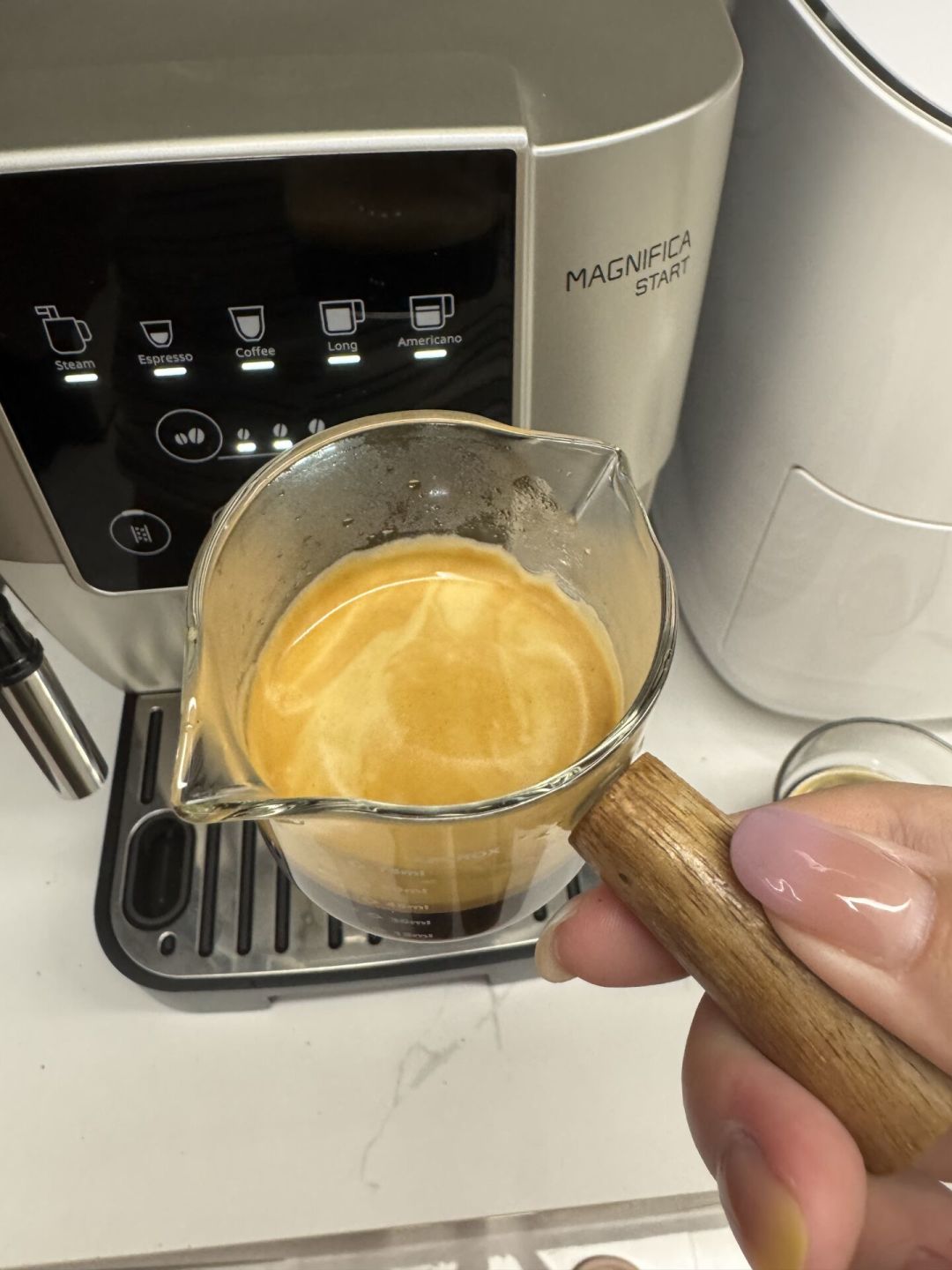 全自动咖啡机喂豆有讲究:3条口粮豆选豆公式+一杯成本账