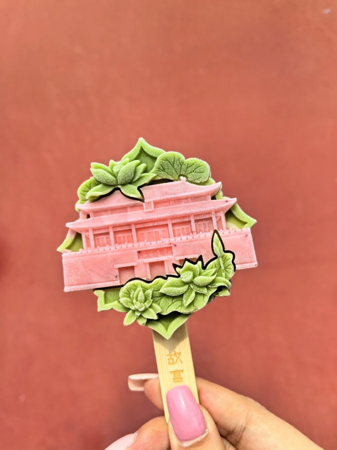 网红雪糕卖不动，景区文创雪糕却还在卖30元：翻遍全网打卡帖，我搞懂这钱花在哪了