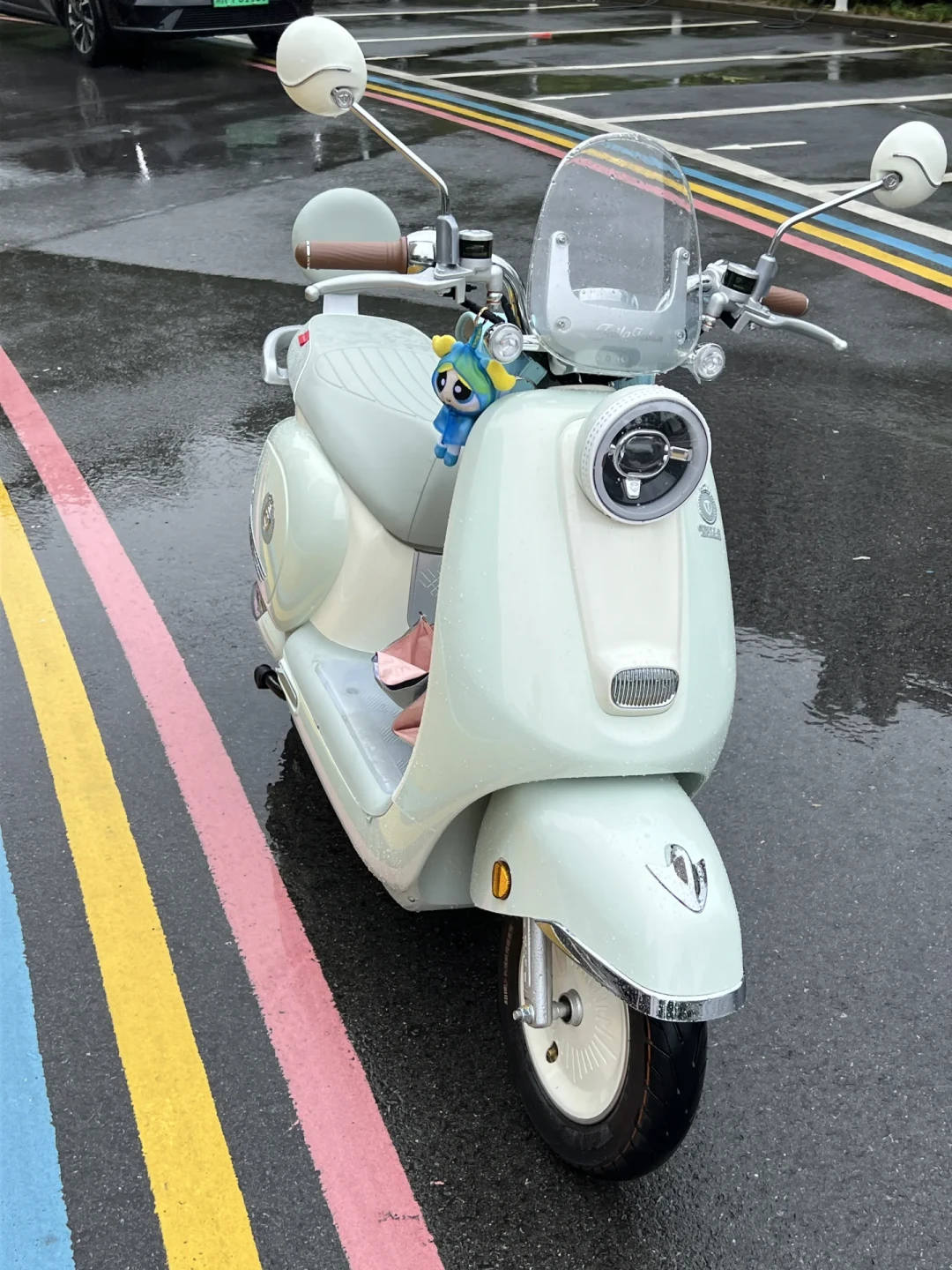 电动车被暴雨淋了,