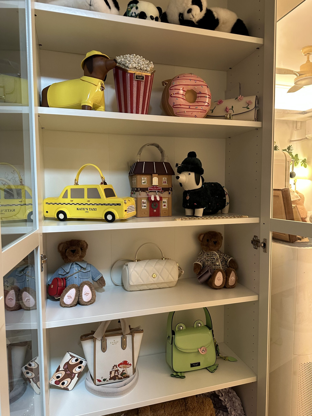 Kate Spade“过气”了,但奇趣包没有:110美元的旋转木马包,和还在求转让的收藏角