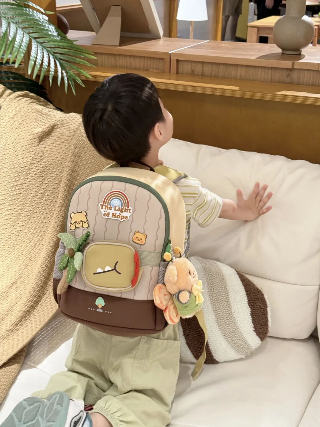 还有10天开学，对比20多份入园清单后发现：这6样真不用急着买