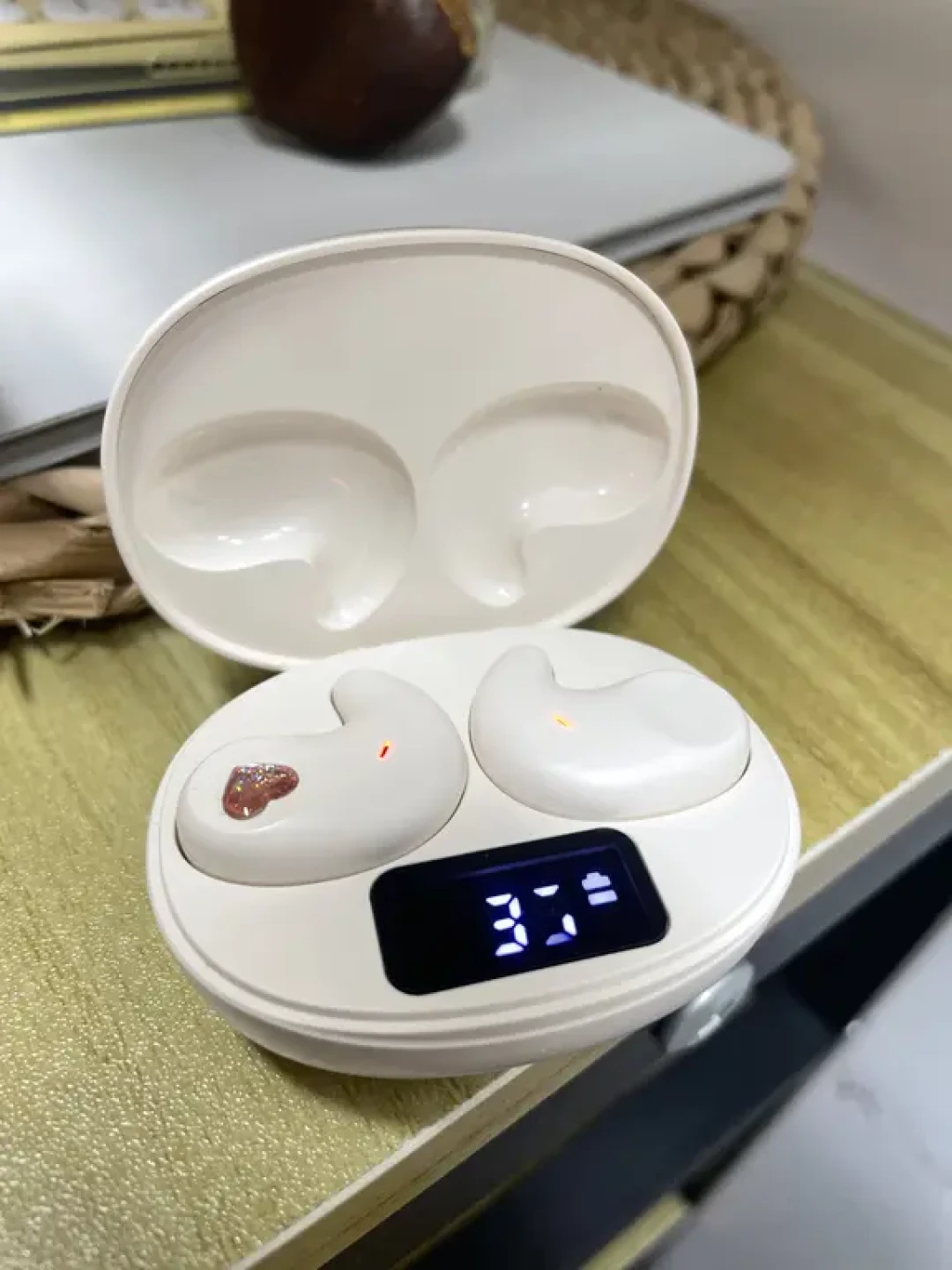 搜“ASMR助眠耳机”,软文比真话先到:三个问题帮你省下试错钱