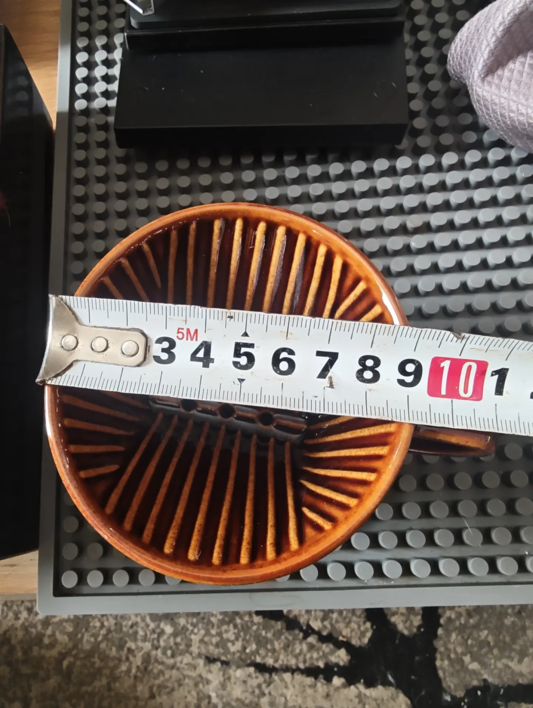 老师傅说拿捏不好，深烘党却说是刚需：Kalita扇形三孔滤杯，这周在小红书吵起来了