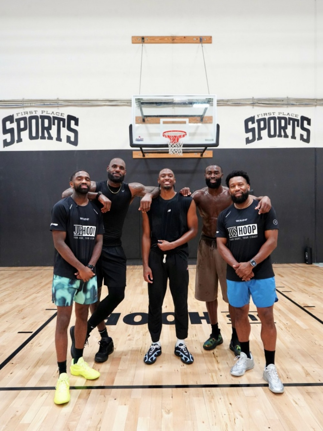 两个MVP、两个FMVP当队友,最后一攻给谁?马克西给出了76人最难的回答