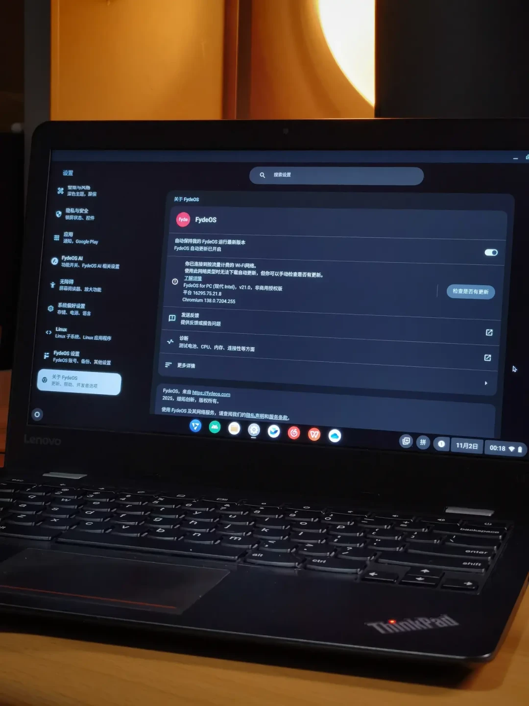 两三百块的Chromebook怎么刷才不翻车:三条路线、五个真有人踩的坑